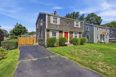 37 Planet Avenue, East Providence, RI 02915 - Photo 3