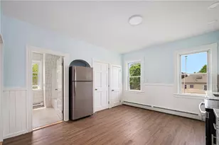 87 Lyman Ave, North Providence, RI 02911 - Photo 5