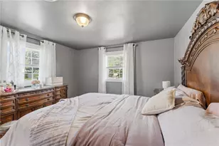 11 Gilmore St, Pawtucket, RI 02861 - Photo 9