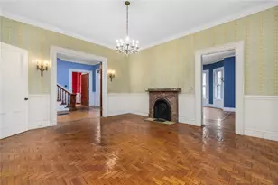 36 Ayrault St, Newport, RI 02840 - Photo 11