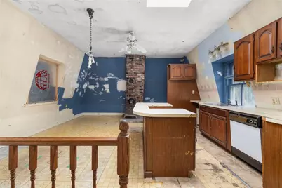 36 Ayrault Street, Newport, RI 02840 - Photo 29