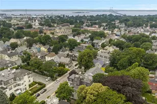 36 Ayrault St, Newport, RI 02840 - Photo 35