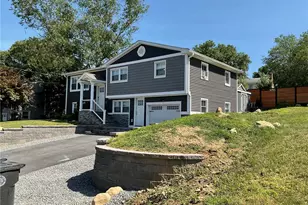 40 Bayberry Dr, West Warwick, RI 02893 - Photo 3