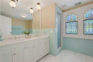 387 Wayland Ave, Providence, RI 02906 - Photo 29