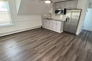 42 Calder St, Providence, RI 02907 - Photo 21