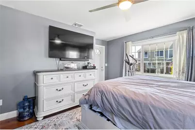136 Windmill Street, Pawtucket, RI 02860 - Photo 9