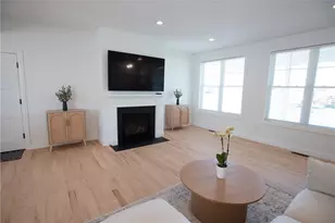 30 Bunker Hill Crossing, Portsmouth, RI 02871 - Photo 5