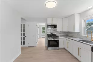 27 Norman St, Cumberland, RI 02864 - Photo 23