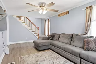 94 Westcott Ave, Cranston, RI 02910 - Photo 9