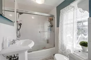 94 Westcott Ave, Cranston, RI 02910 - Photo 17