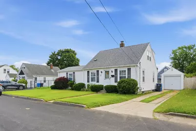 94 Westcott Avenue, Cranston, RI 02910 - Photo 3