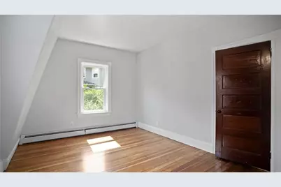 27 Hillside Avenue, Providence, RI 02906 - Photo 23