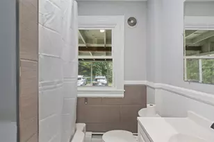 27 Hillside Ave, Providence, RI 02906 - Photo 13