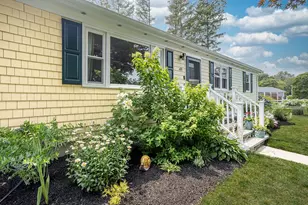 49 Evergreen Dr, Portsmouth, RI 02871 - Photo 3
