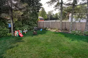 49 Evergreen Dr, Portsmouth, RI 02871 - Photo 35