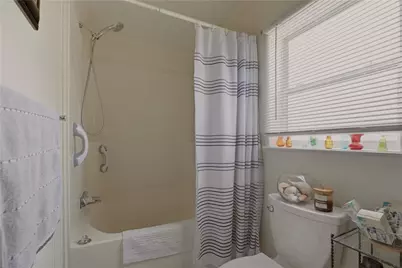 8 North Drive, Portsmouth, RI 02871 - Photo 21