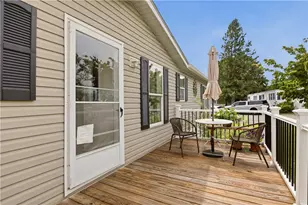 8 North Dr, Portsmouth, RI 02871 - Photo 33
