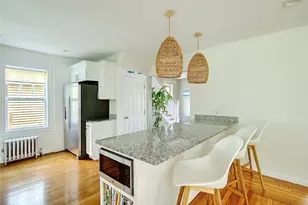 35 Sheffield Ave, Pawtucket, RI 02860 - Photo 11