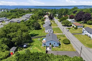 76 Redwood Rd, Portsmouth, RI 02871 - Photo 47