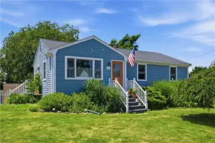 76 Redwood Rd, Portsmouth, RI 02871 - Photo 1