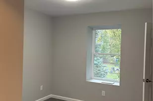 184 Avenue C, Woonsocket, RI 02895 - Photo 9