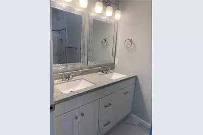184 Avenue C #M3, Woonsocket, RI 02895 - Photo 5