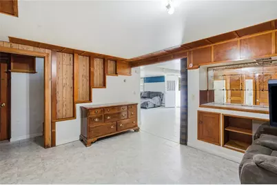 1281 Douglas Avenue, North Providence, RI 02904 - Photo 21