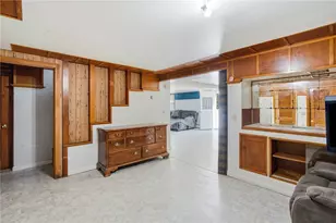 1281 Douglas Ave, North Providence, RI 02904 - Photo 21