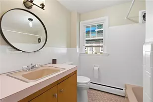 1281 Douglas Ave, North Providence, RI 02904 - Photo 17