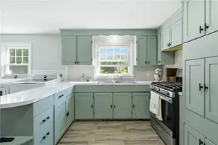 1281 Douglas Ave, North Providence, RI 02904 - Photo 7