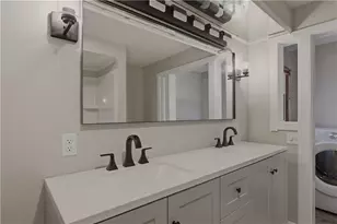 49 Dexter St, Portsmouth, RI 02871 - Photo 25