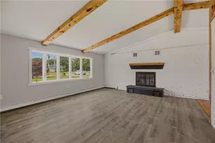 49 Dexter St, Portsmouth, RI 02871 - Photo 7