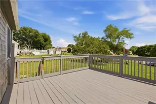 49 Dexter St, Portsmouth, RI 02871 - Photo 37