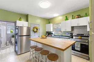 93 Whipple Ave, Cranston, RI 02920 - Photo 11