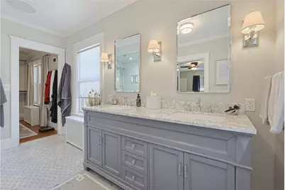43 Armistice Boulevard, Pawtucket, RI 02860 - Photo 11