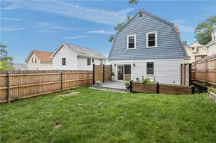 49 Woodbine St, Providence, RI 02906 - Photo 33
