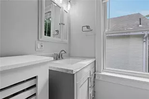 49 Woodbine St, Providence, RI 02906 - Photo 29