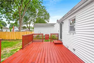 75 Thurston St, East Providence, RI 02915 - Photo 27