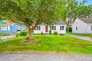 75 Thurston St, East Providence, RI 02915 - Photo 3