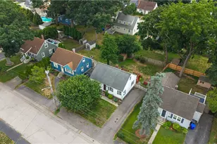75 Thurston St, East Providence, RI 02915 - Photo 37