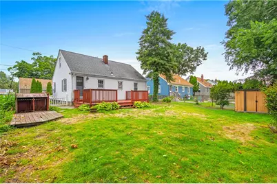 75 Thurston Street, East Providence, RI 02915 - Photo 31