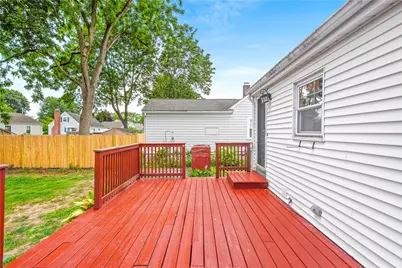 75 Thurston Street, East Providence, RI 02915 - Photo 27