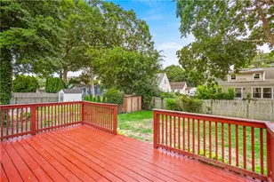 75 Thurston St, East Providence, RI 02915 - Photo 29