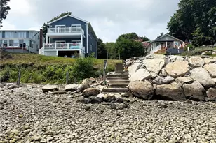 54 Narragansett Blvd, Portsmouth, RI 02871 - Photo 23