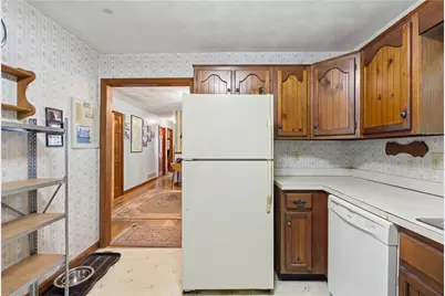54 Narragansett Boulevard, Portsmouth, RI 02871 - Photo 9
