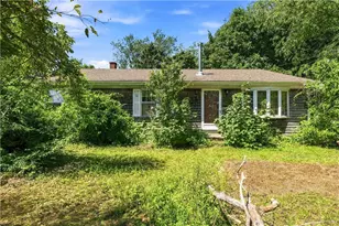 54 Narragansett Blvd, Portsmouth, RI 02871 - Photo 1