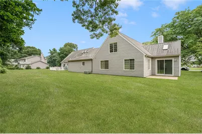 27 Riverdell Drive, Narragansett, RI 02874 - Photo 5