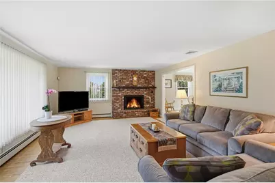42 Grand Avenue, Warwick, RI 02889 - Photo 5