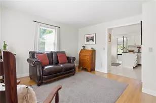 19 Crowfield Dr, Warwick, RI 02888 - Photo 17