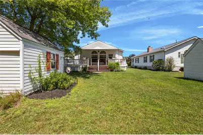 9 Nightingale Lane, Tiverton, RI 02878 - Photo 3